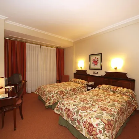 巴哈斯海岸酒店 3*