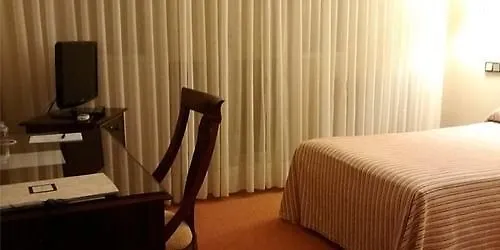 Hotel Rias Bajas 3*